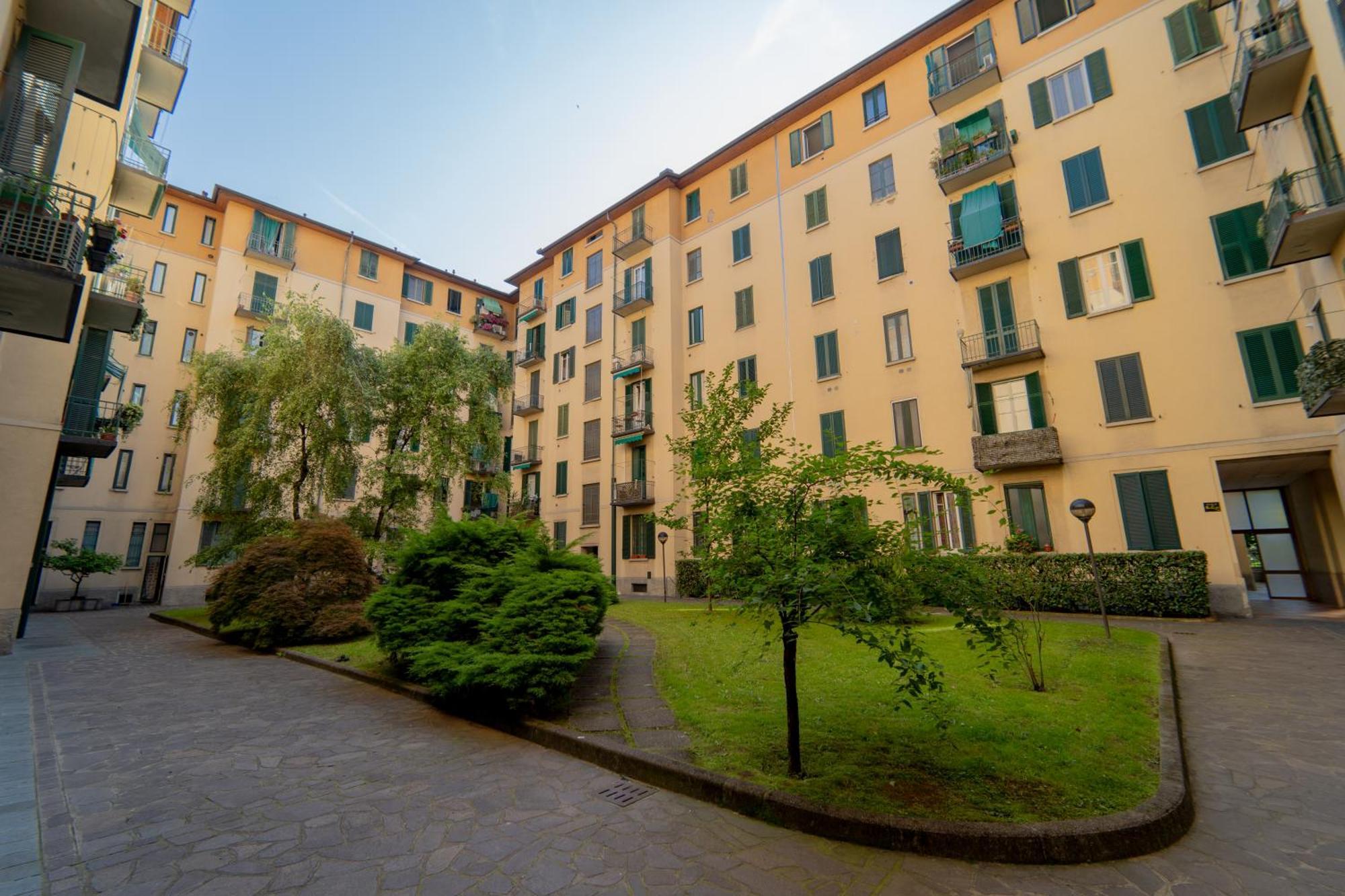 Apartment Milan Near Metro-M5 Luaran gambar